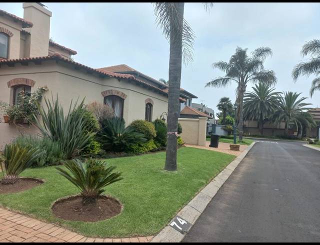4 BEDROOM HOUSE FOR SALE IN BEYERS PARK